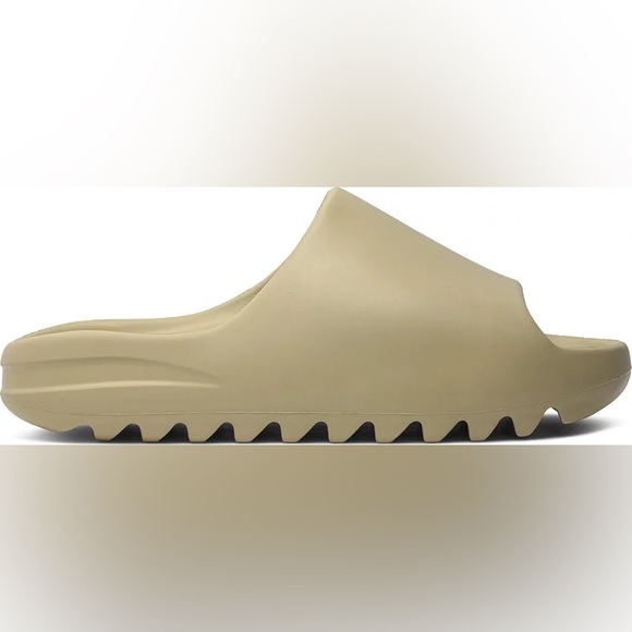 Yeezy sand slide - Picture 2 of 3